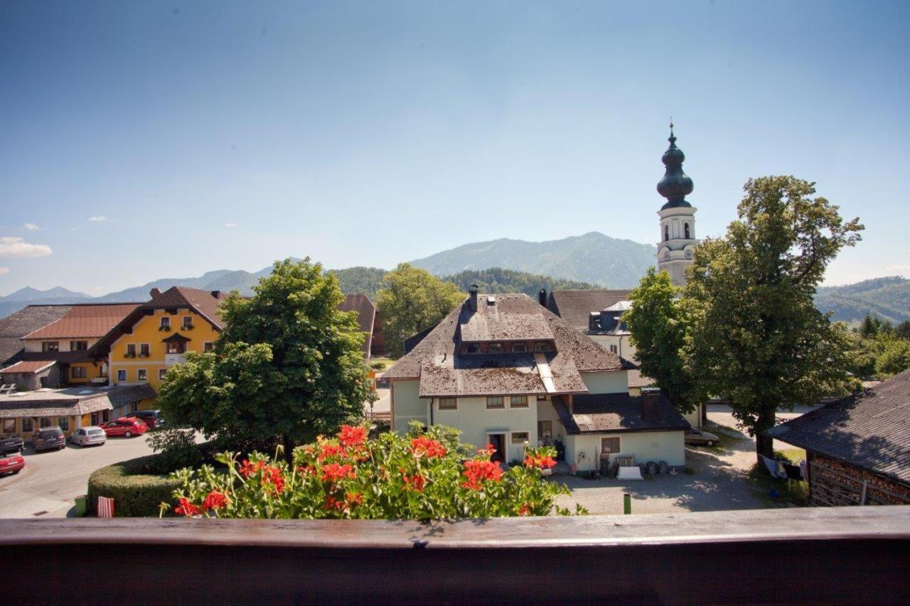 Pension Schierl Faistenau Rum bild